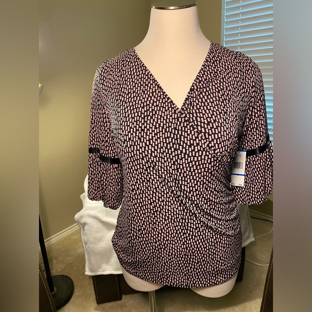 NINE WEST “Lucky Stars - BK/WHSPR”, Women’s US Size: 1X (NWT)